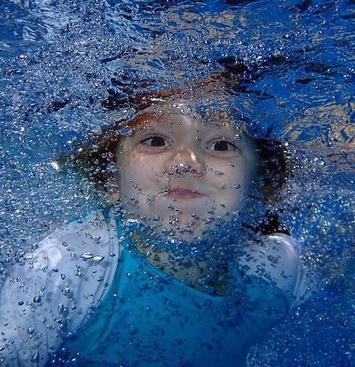 Swimming-Lessons-For-Kids1eb713c0d2ef8976.jpg