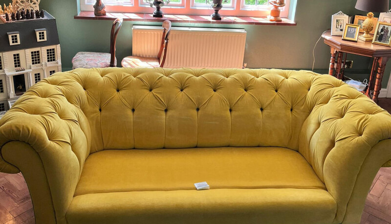 banner upholstery cleaning in surrey