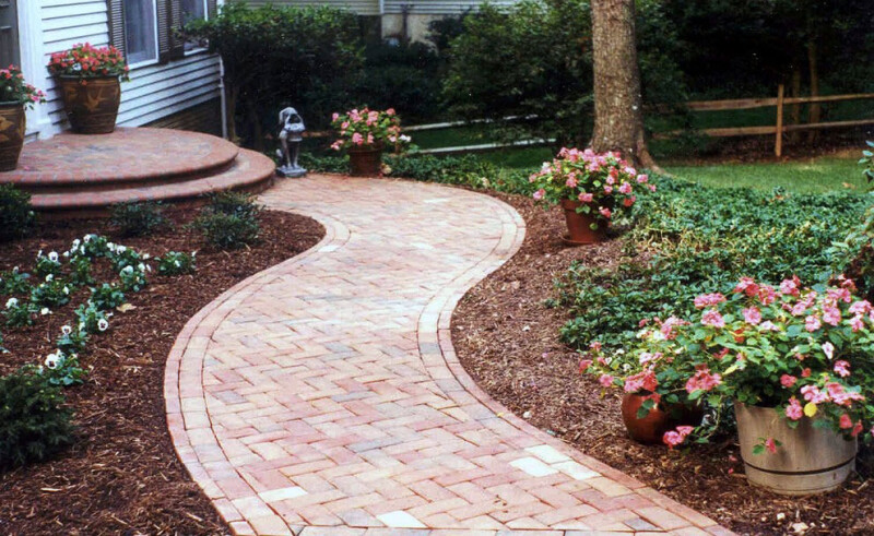 Melbourne Recycled Bricks Garden Path